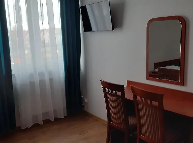 Kardamon Aparthotel Dzierzoniow